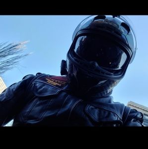 Meet your Posher, Wallace